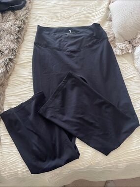 Yogalicious Black High-Waist Leggings